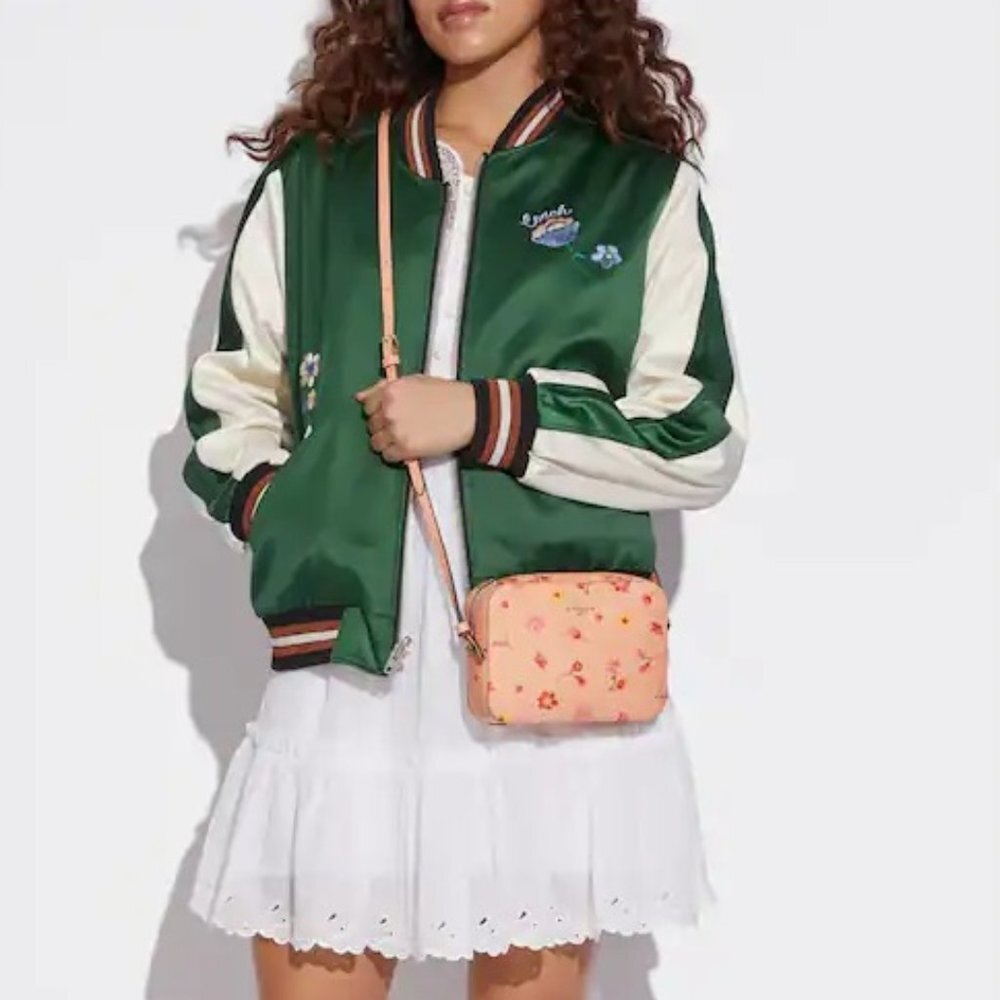 Coach c8699 Mini Camera Bag With Mystical Floral Print c8699 Faded Blush… - Picture 4 of 16